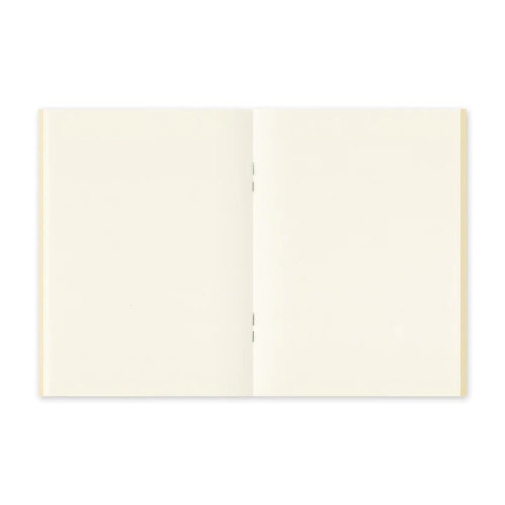 TRAVELER'S notebook 013 MD Paper Cream | Passport Size