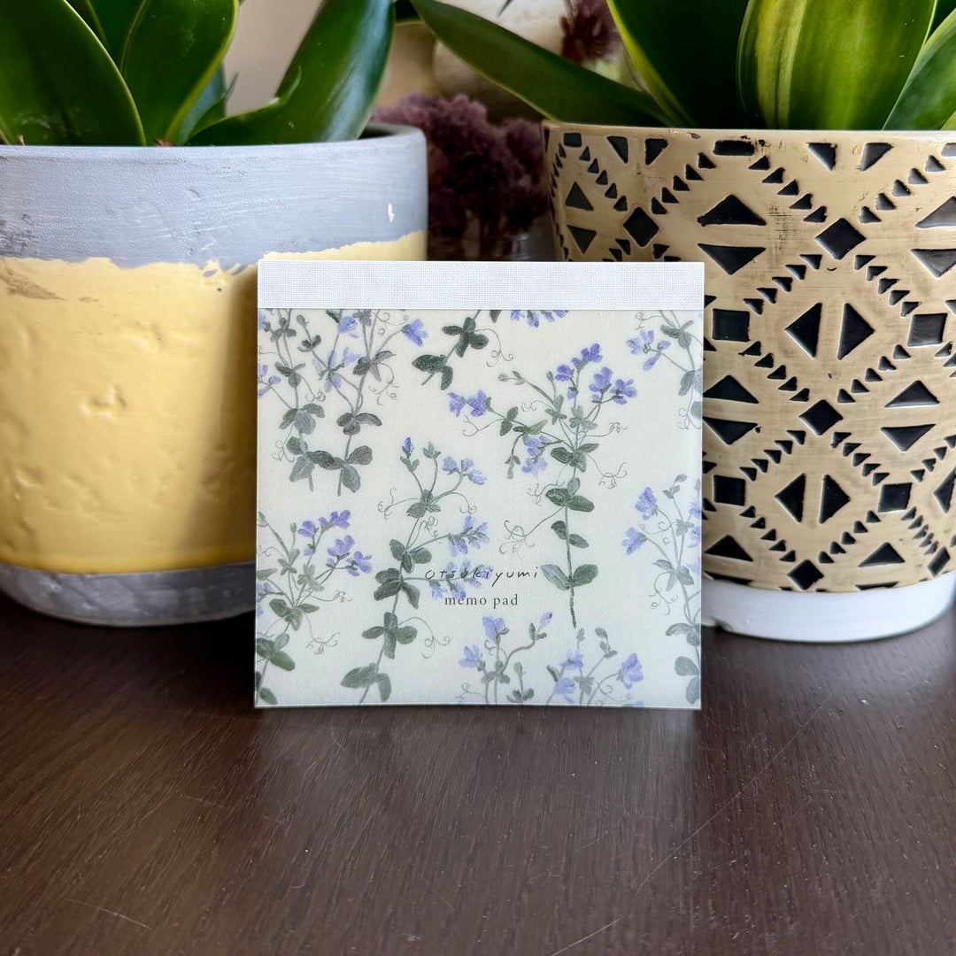 Sweet Pea Flowers Square Memo Pad