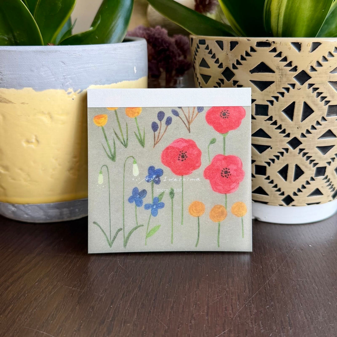 Simple Flower Bed Square Memo Pad