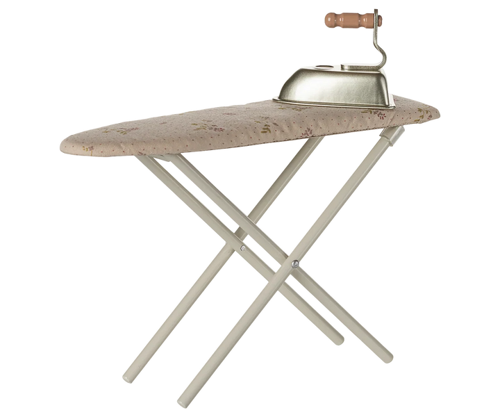 Iron and Ironing Board | Off-White