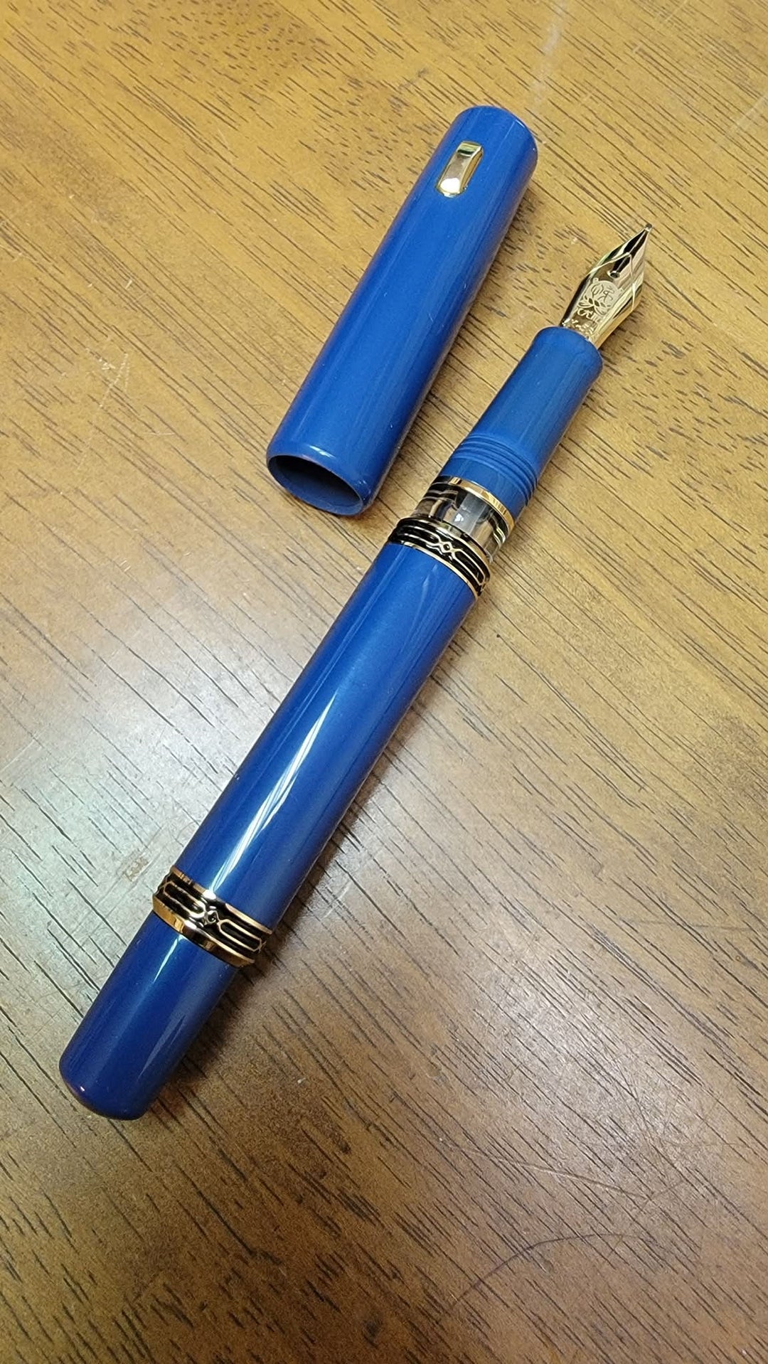 Hakkenden x Fine Writing International Fountain Pen | Blue Ebonite | Limited Edition