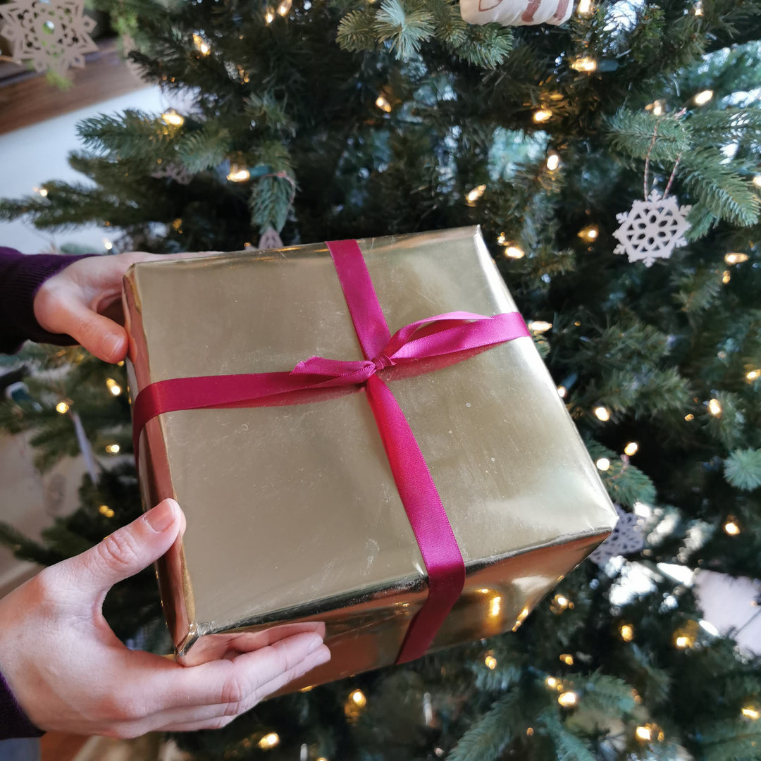 Gift Wrapping at The Paper Mouse
