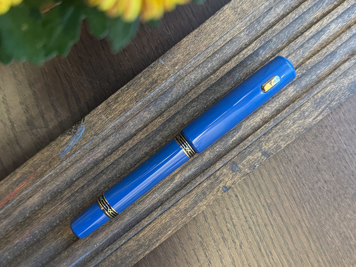 Hakkenden x Fine Writing International Fountain Pen | Blue Ebonite | Limited Edition