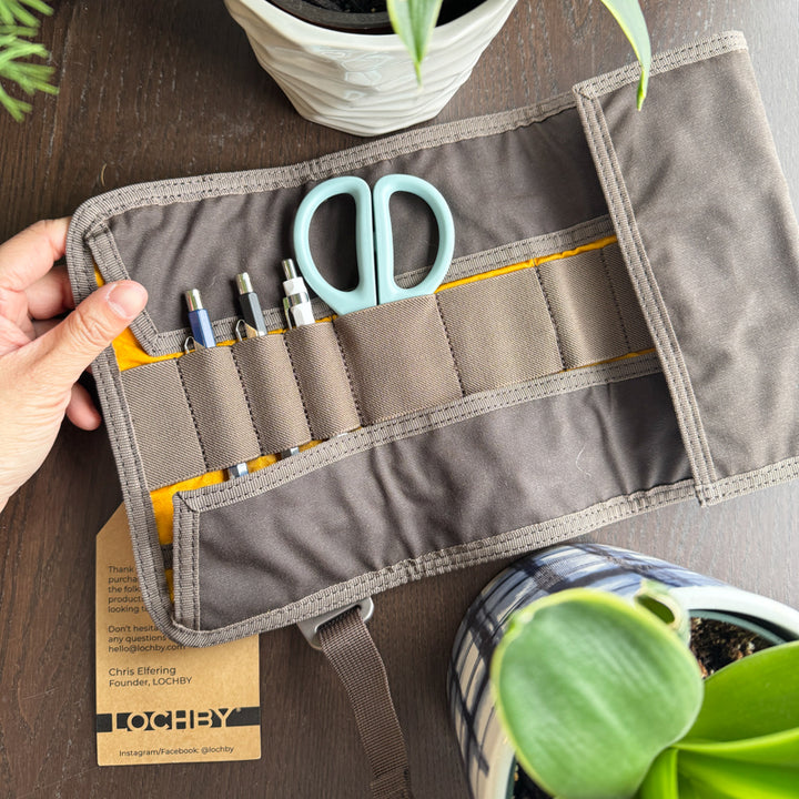 Canvas Cover Tool Roll