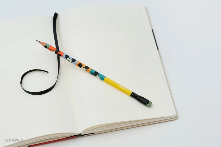 Blackwing X Disney Mickey Mouse and Minnie Mouse Slate Notebook | Medium A5 Blank | Limited Edition